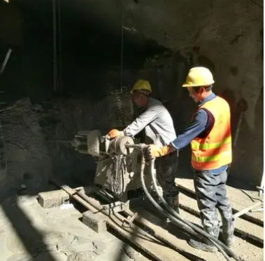 芦淞水下抗分散灌浆料特点 水下不分散注浆料介绍